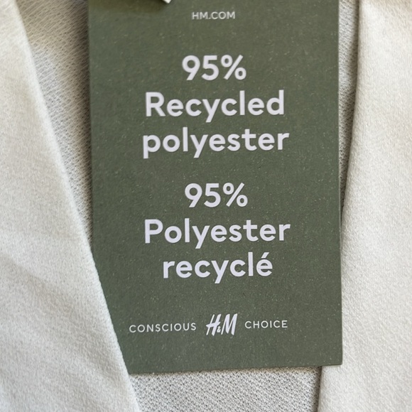 NWTs White, Sustainable Blouse, size medium - Picture 5 of 12